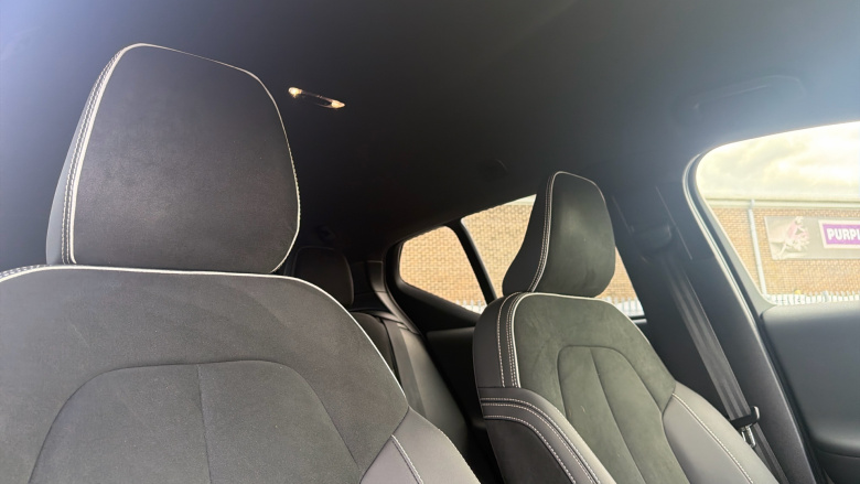 Volvo Xc40 1.5 T4 Recharge PHEV Plus Dark 5dr Auto Estate